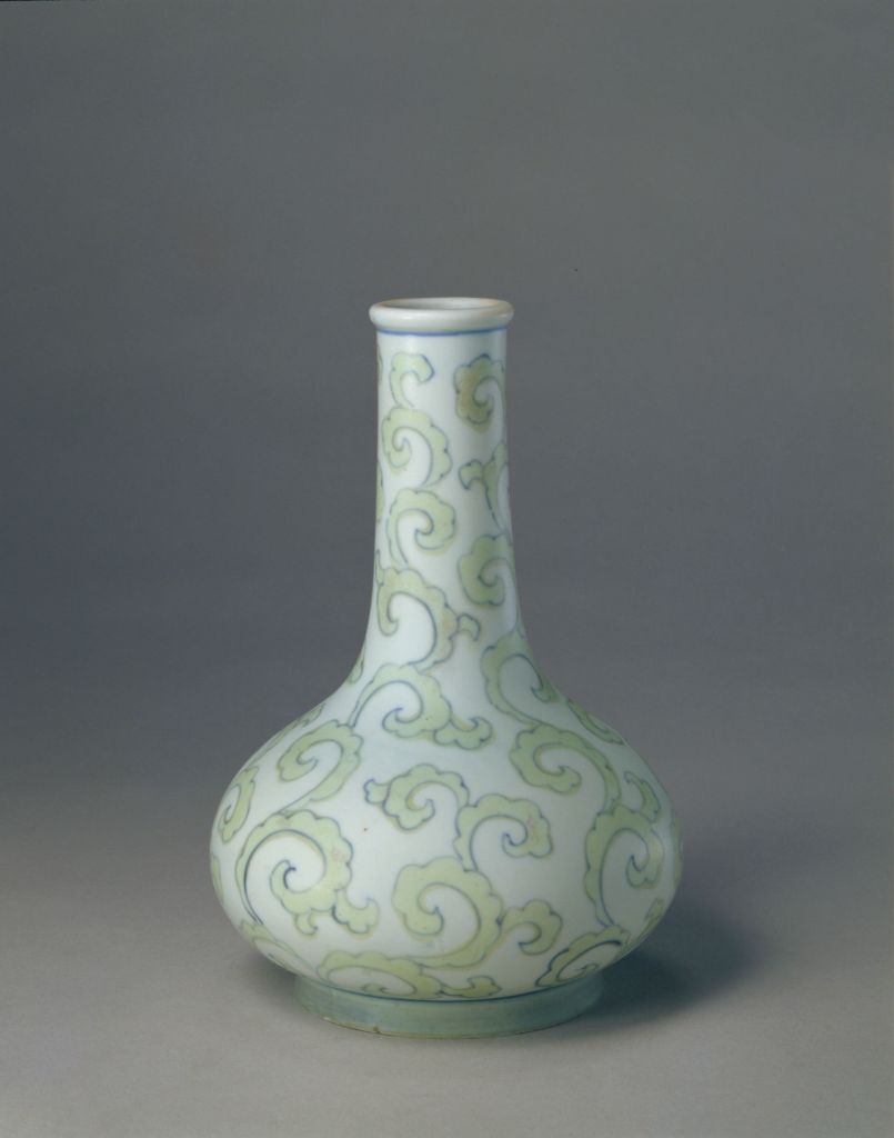 图片[1]-Colorful vine vase-China Archive